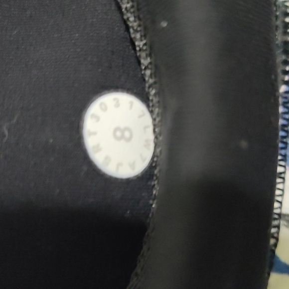 Lululemon Speed Up shorts sz 8 Culture Clash - Picture 6 of 7